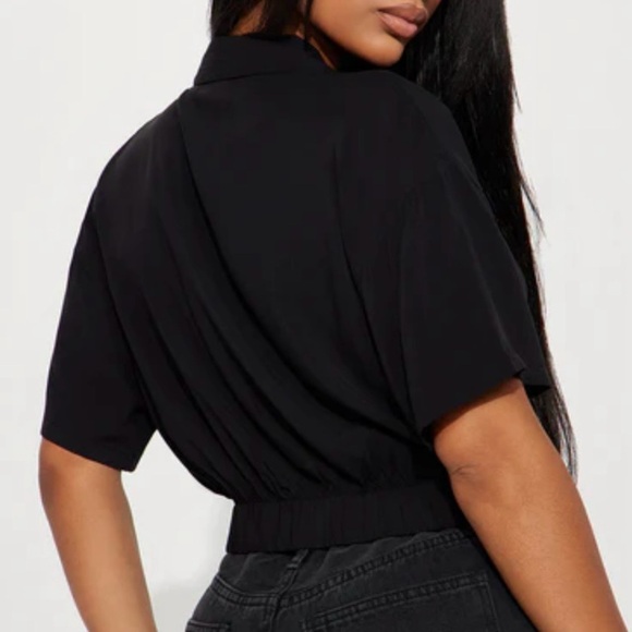 Collared Crop Button Down Top – Black – Size Medium - Picture 3 of 3